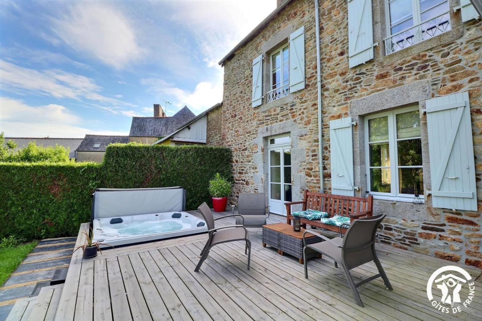 Bed and Breakfast Le Jardin De Quercus Bazouges-la-Pérouse Exterior foto